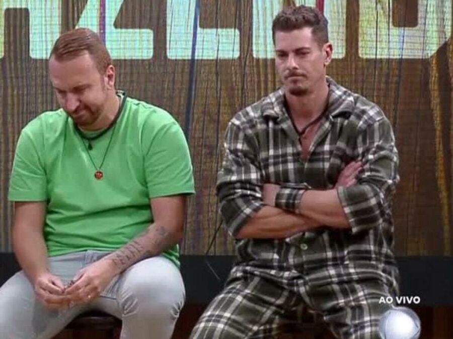 Imagem Ze_Love_e_Sacha_na_Baia